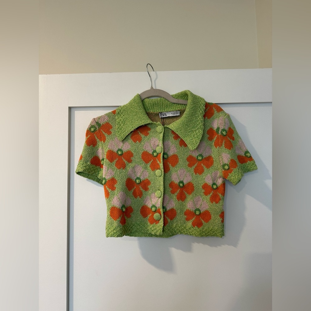 Zara, floral crop top. S, new with tags.